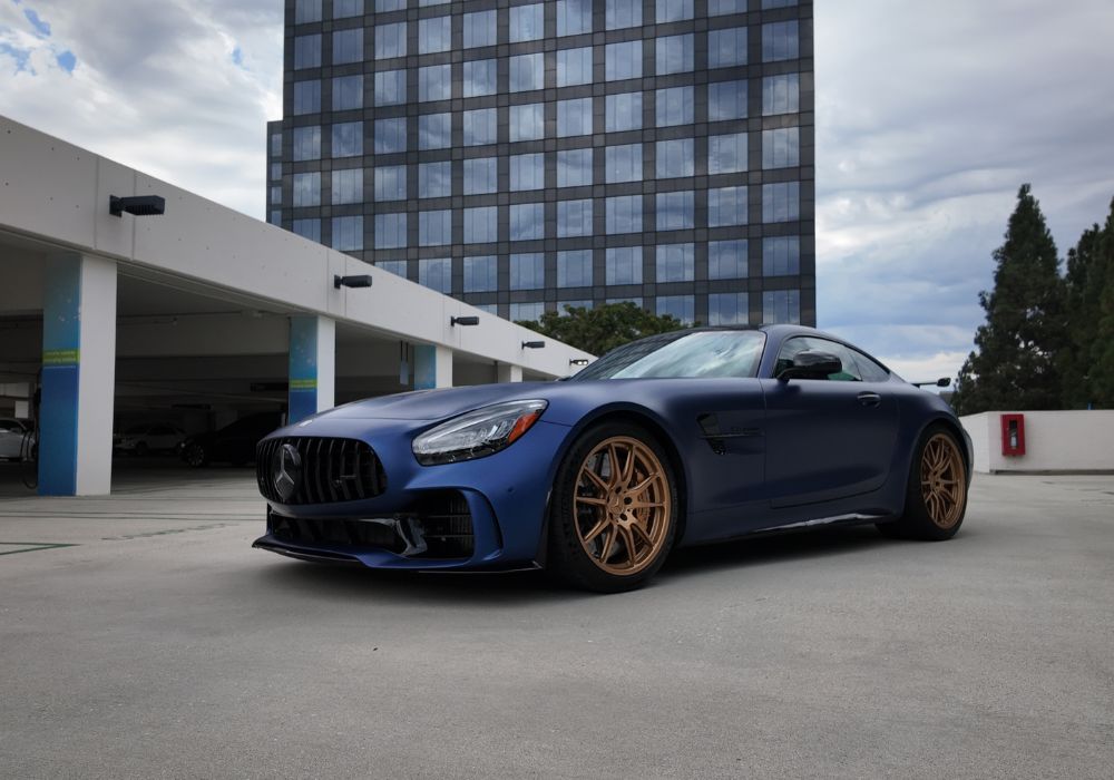 Mercedes-Benz AMG GTR | Corsanova Motors Car rentals